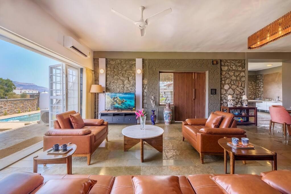 Stone Mansion By Phoenix Stays Igatpuri Exterior photo