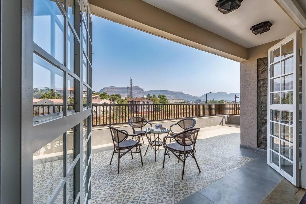 Stone Mansion By Phoenix Stays Igatpuri Exterior photo